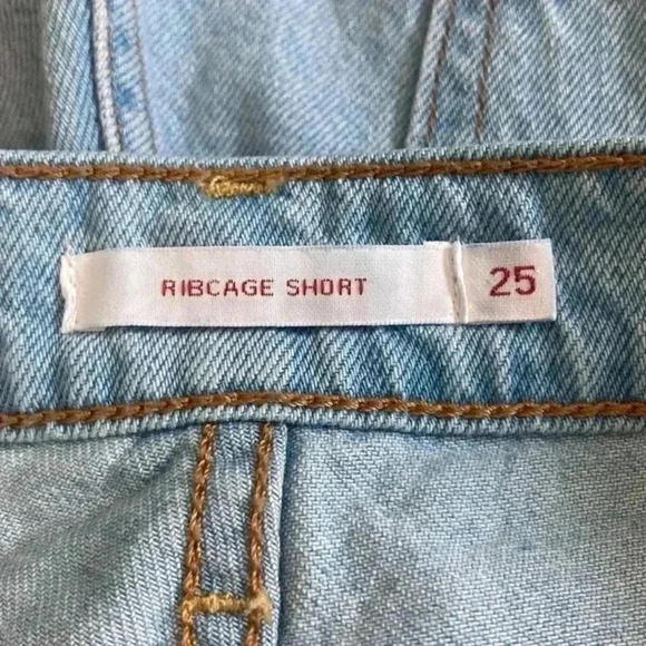 LEVI'S X FARM RIBCAGE WOMEN'S SHORTS in size 25 - Picture 5 of 6